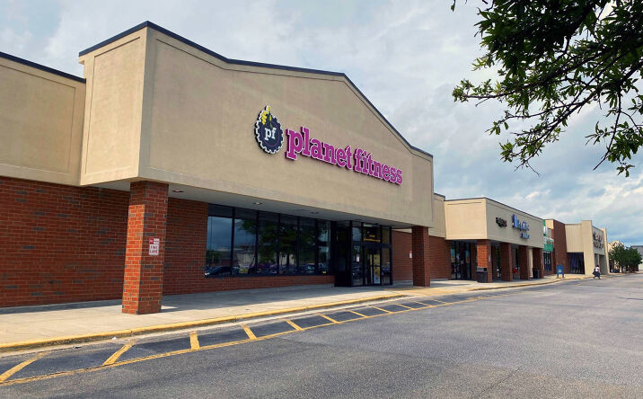 Pictures of Retail property located at 2600 David H McLeod Blvd, Florence, SC 29501 for lease - image #1