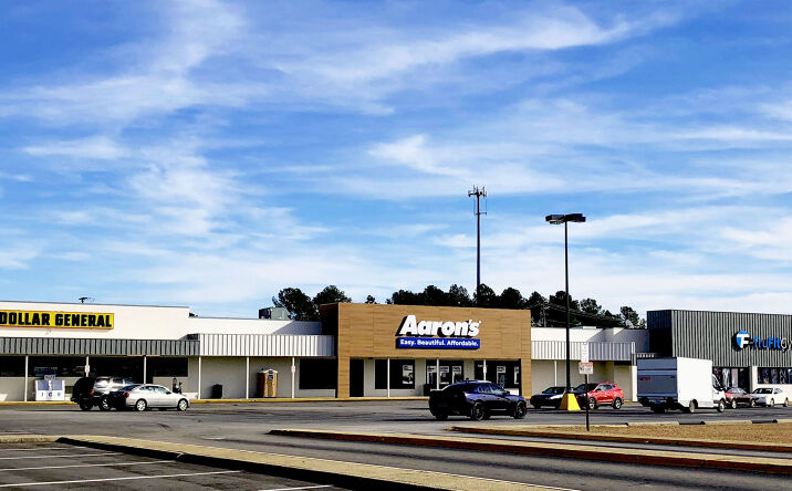 Pictures of Retail property located at 2584 Hope Mills Rd, Fayetteville, NC 28306 for lease - image #1