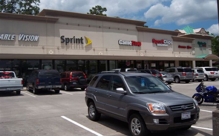 Pictures of Retail property located at The Shops at Pinecroft, The Woodlands, TX 77380 for lease - image #1