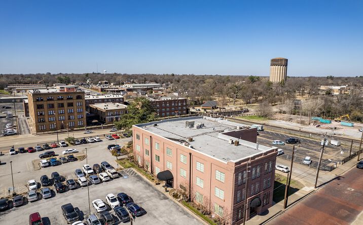 Pictures of Office property located at 112 E Line St, Tyler, TX 75702 for lease - image #1