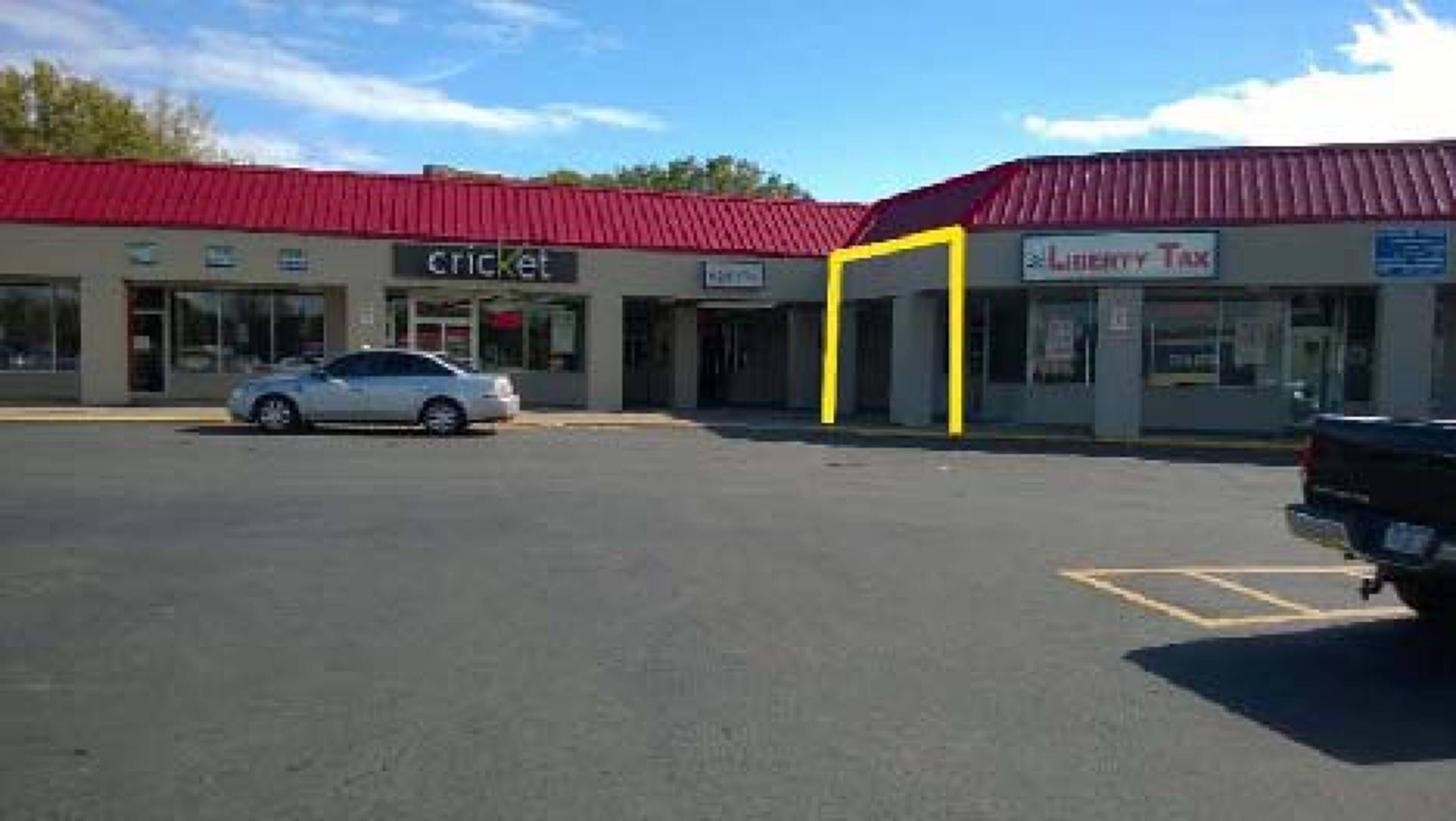 4141 S Salina St, Syracuse, NY 13205