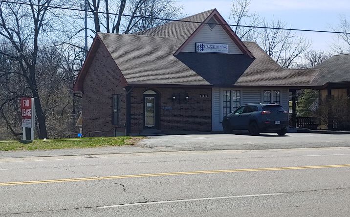 Pictures of Office property located at 11414 Gravois Rd, Sappington, MO 63126 for lease - image #1