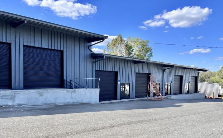 Pictures of Industrial property located at 2821 Industrial Plaza Dr, Tallahassee, FL 32301 for lease - image #1