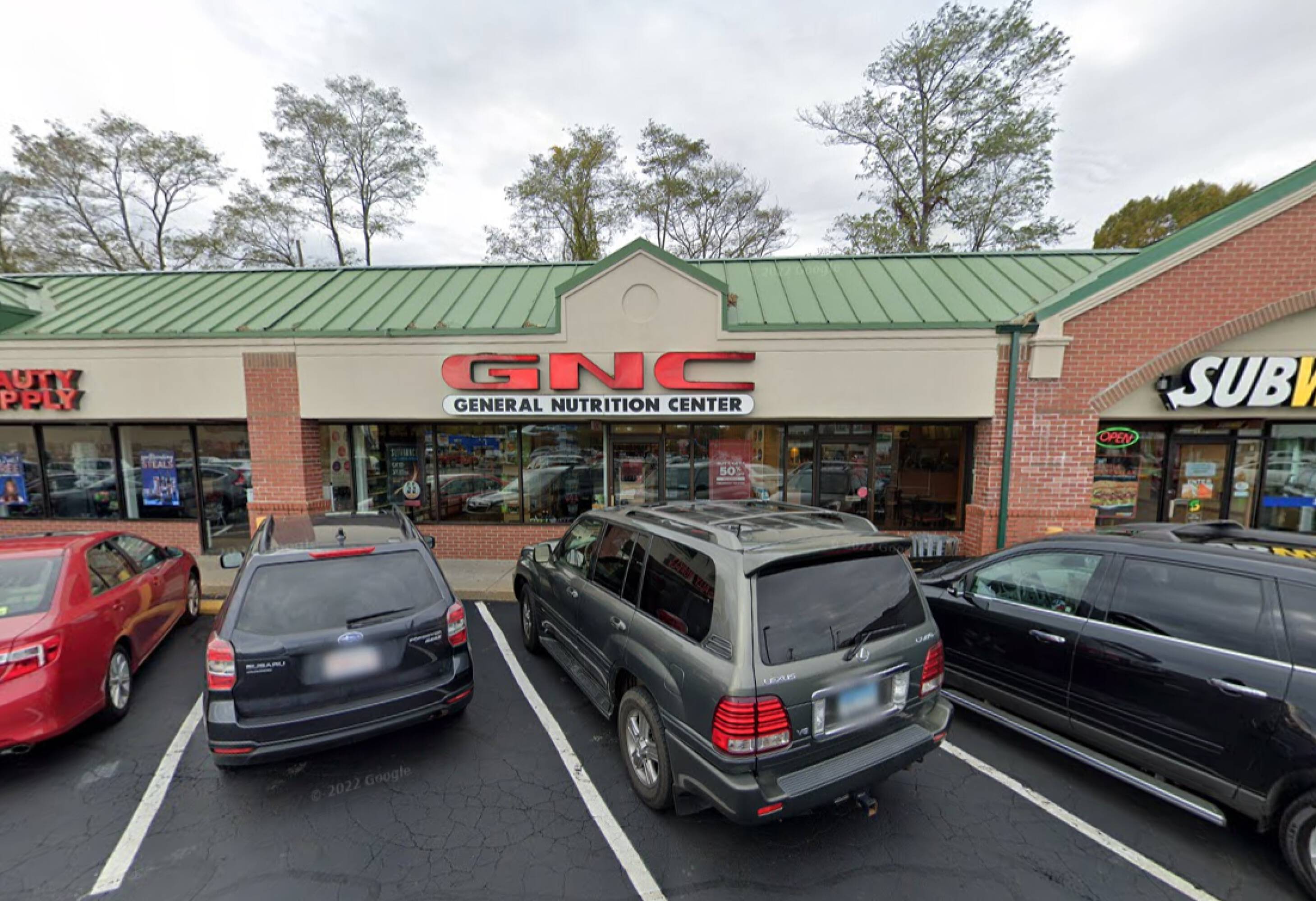 111 Lenox St, Norwood, MA 02062