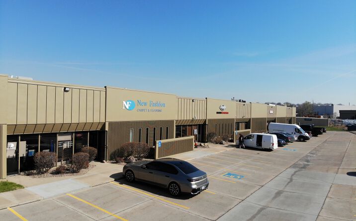 Pictures of Industrial property located at 4525 S 134th St, Omaha, NE 68137 for lease - image #1