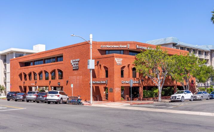 Pictures of Office property located at 800 Silverado St, San Diego, CA 92037 for lease - image #1