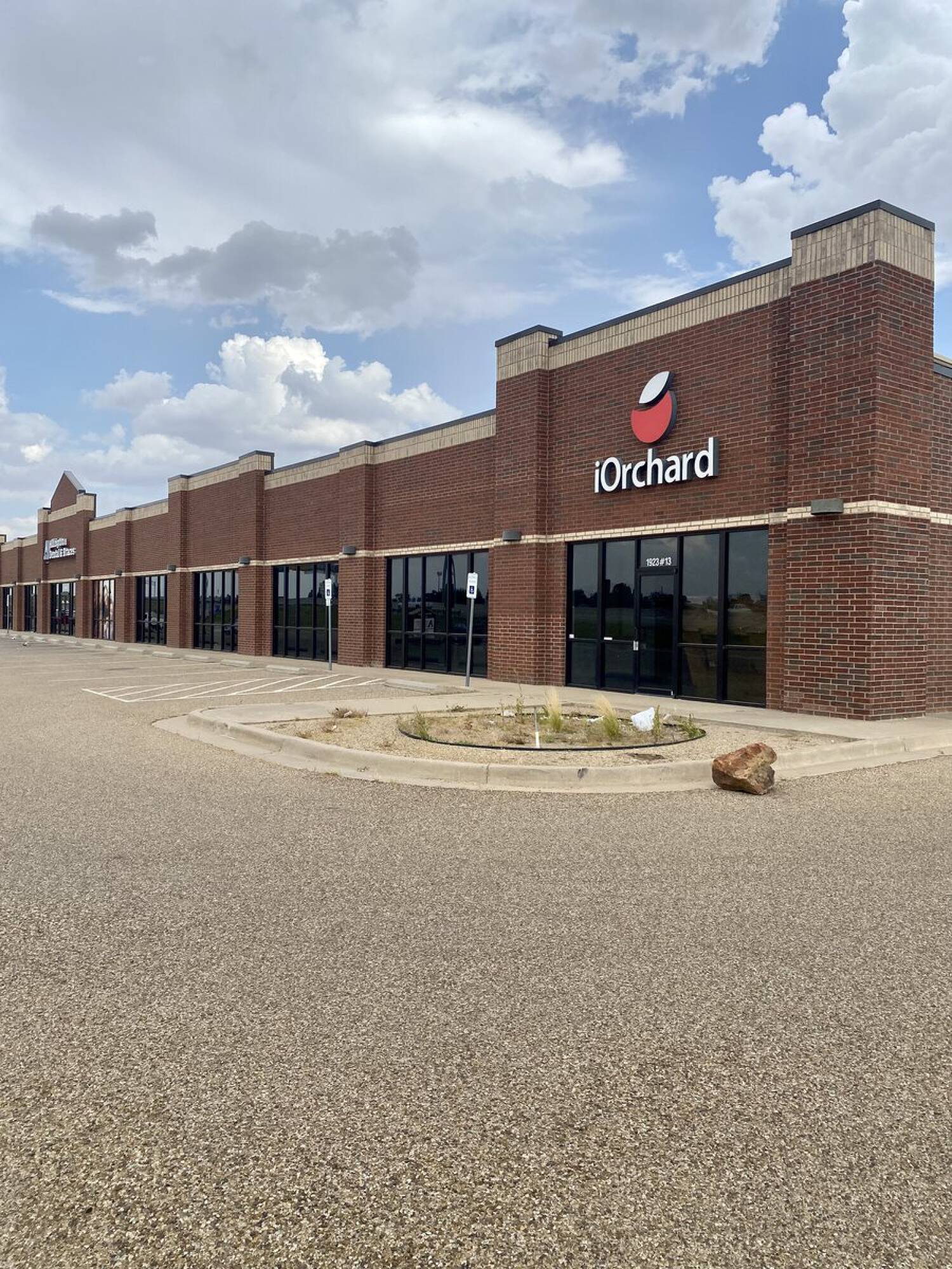 1923 Marsha Sharp Fwy W, Lubbock, TX 79415