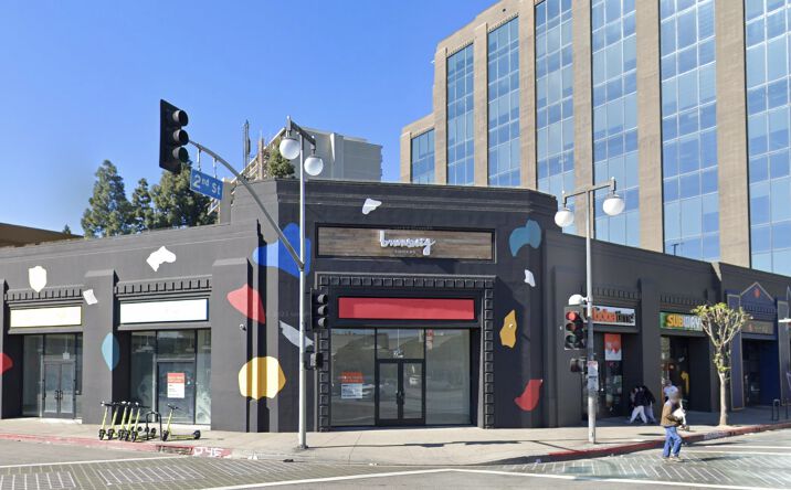 Pictures of Retail, Industrial, Restaurant property located at 360 E 2nd St, Los Angeles, CA 90012 for lease - image #1