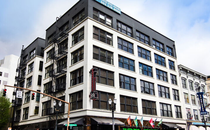 Pictures of Office property located at 225 SW Broadway, Portland, OR 97205 for lease - image #1