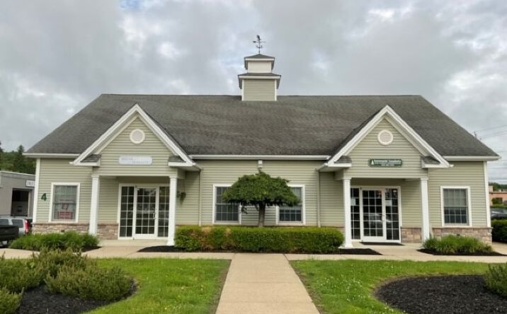 Pictures of Retail property located at 4 Commerce St, Poughkeepsie, NY 12603 for lease - image #1