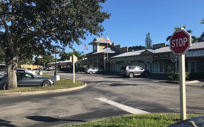 Pictures of Retail property located at 6800-6890 Stirling Road, Davie, FL 33024, Hollywood, US 33024 for lease - image #1