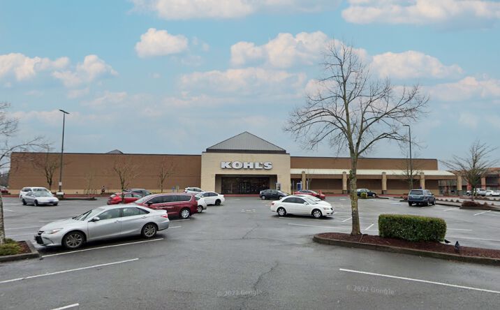 Pictures of Retail property located at 9924 NE Halsey St, Portland, OR 97220 for lease - image #1
