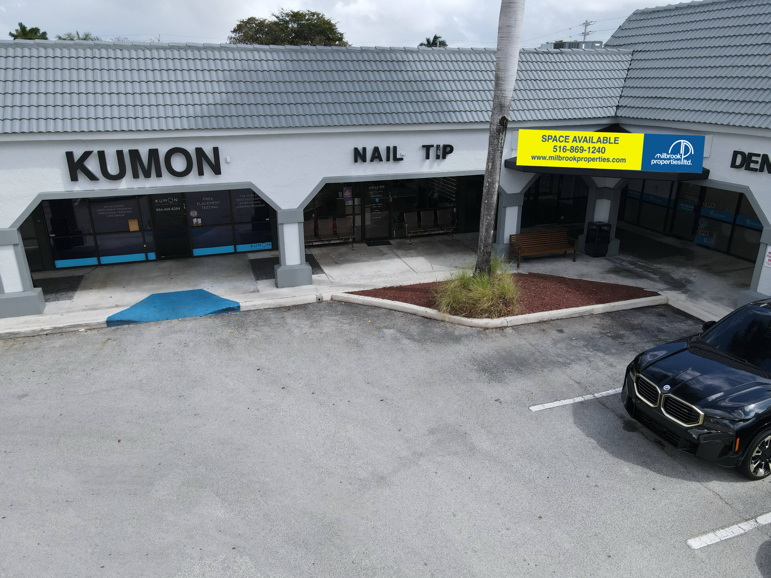 3353637