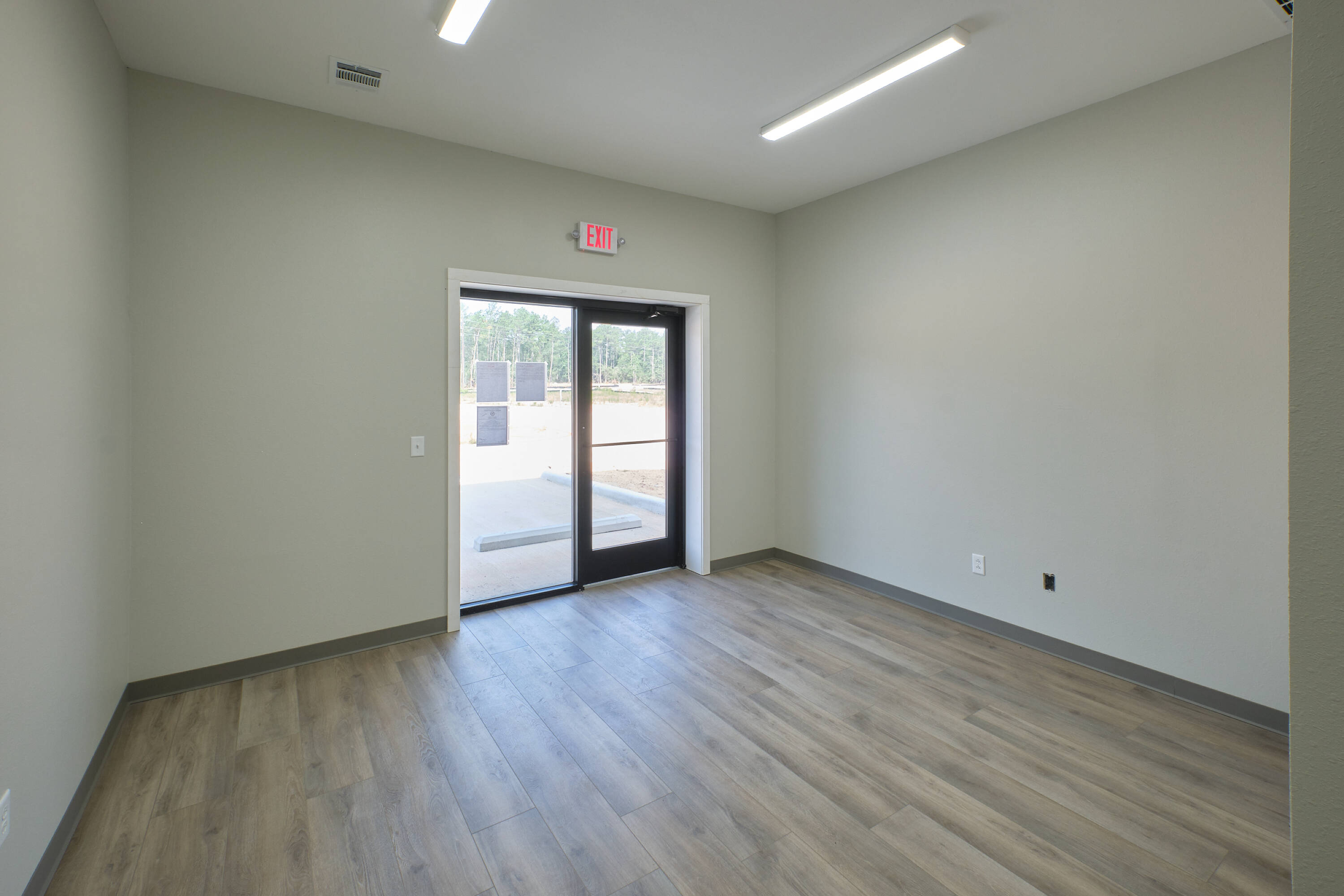 30130 DobbinHuffsmith Rd, Magnolia, TX 77354