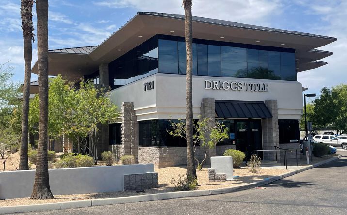 Pictures of Office property located at 7111-7121 W Bell Rd, Glendale, AZ 85308 for lease - image #1