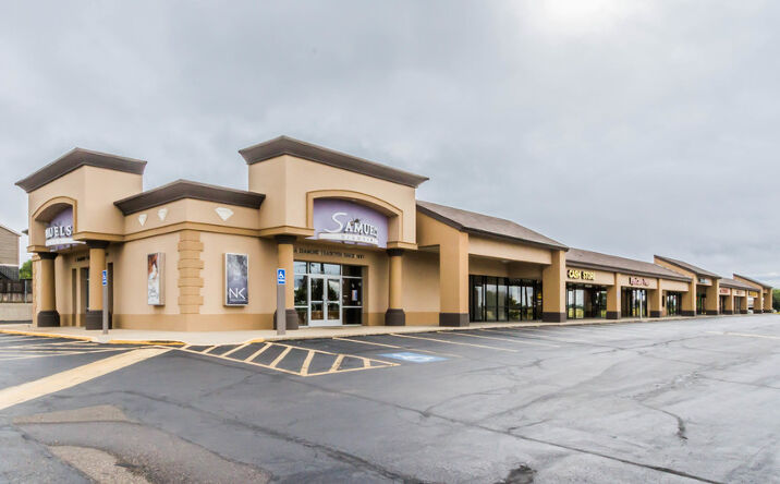 Pictures of Retail property located at 7200 SW 45th, Amarillo, TX 79109 for lease - image #1