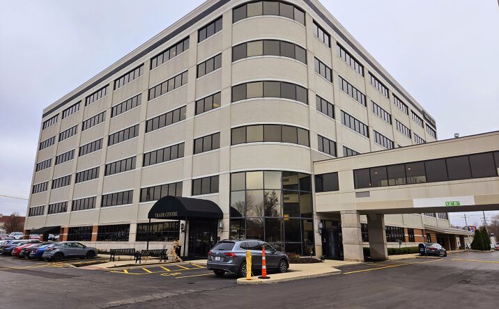 Pictures of Office property located at 100 Trade Ctr Dr, Champaign, IL 61820 for lease - image #1