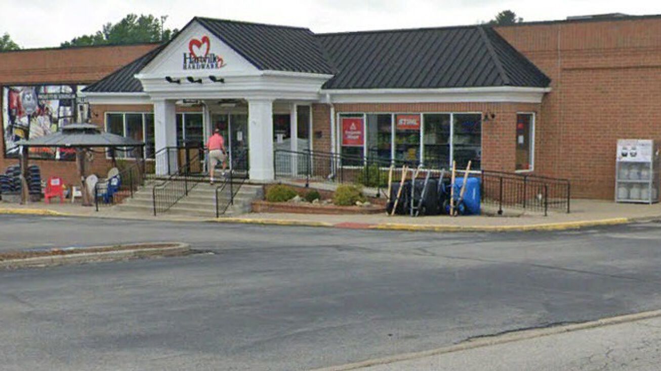 50 Southeast Ave, Tallmadge, OH 44278 Retail Space for Lease