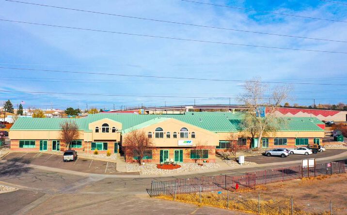 Pictures of Industrial property located at 4750 S Santa Fe Cir, Englewood, CO 80110 for lease - image #1