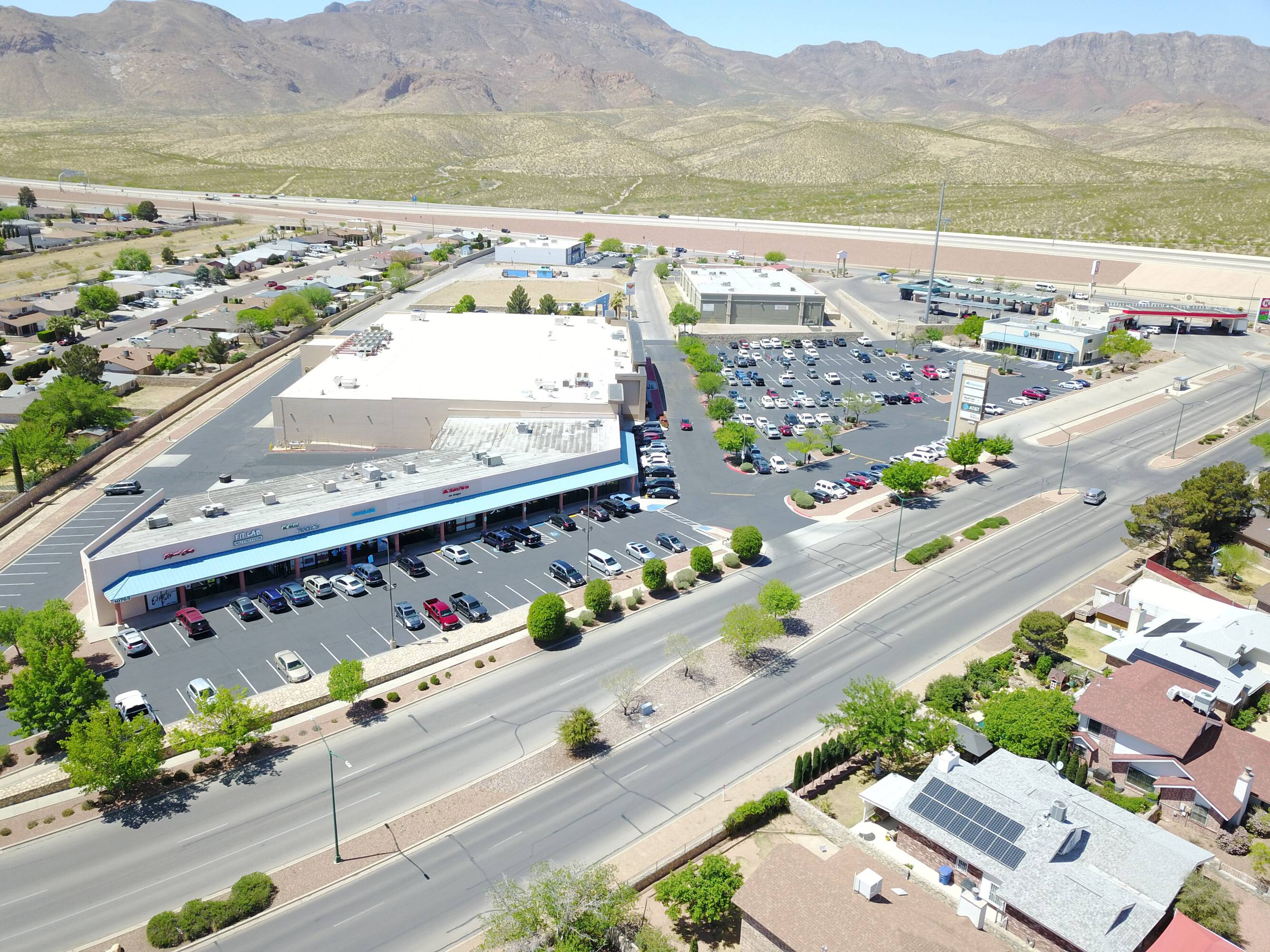 10765 Kenworthy St, El Paso, TX 79924