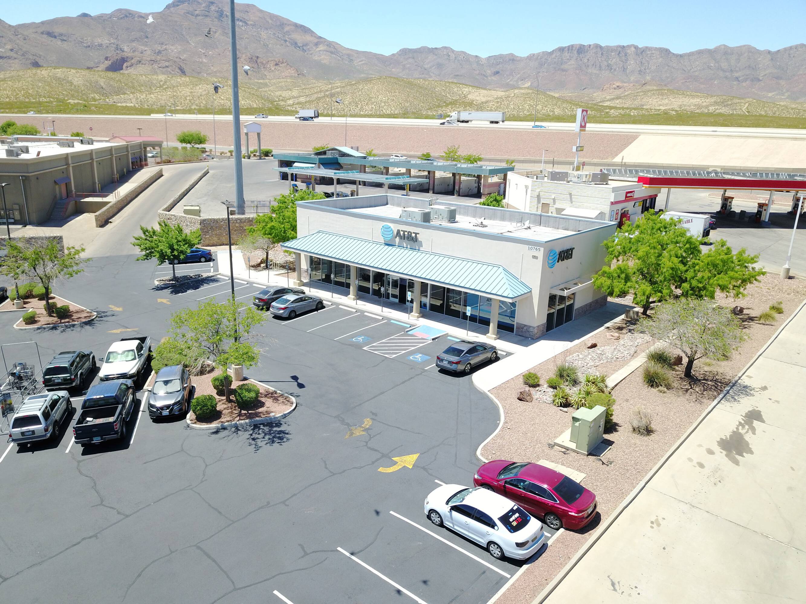 10765 Kenworthy St, El Paso, TX 79924