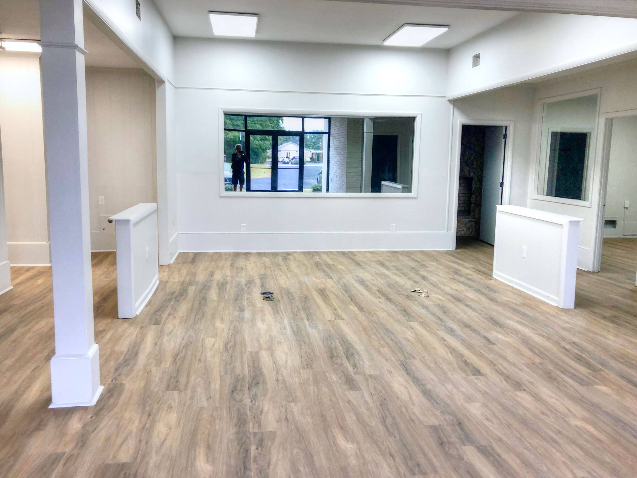 7360 Garners Ferry Rd, Columbia, SC 29209