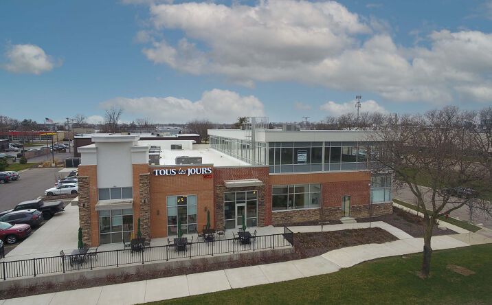 Pictures of Retail property located at 1721 Crooks Rd, Troy, MI 48084 for lease - image #1