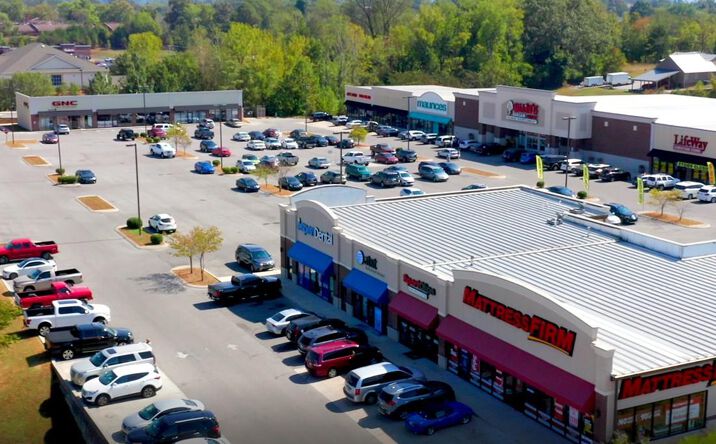 350 W Broad St, Cookeville, Tn 38501 - Retail Space For Lease - 350 W 