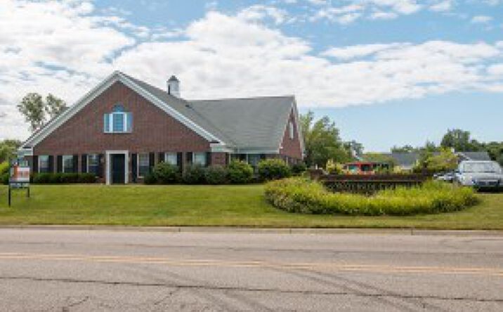 Pictures of Office property located at 2365 Woodlake Dr, Okemos, MI 48864 for lease - image #1