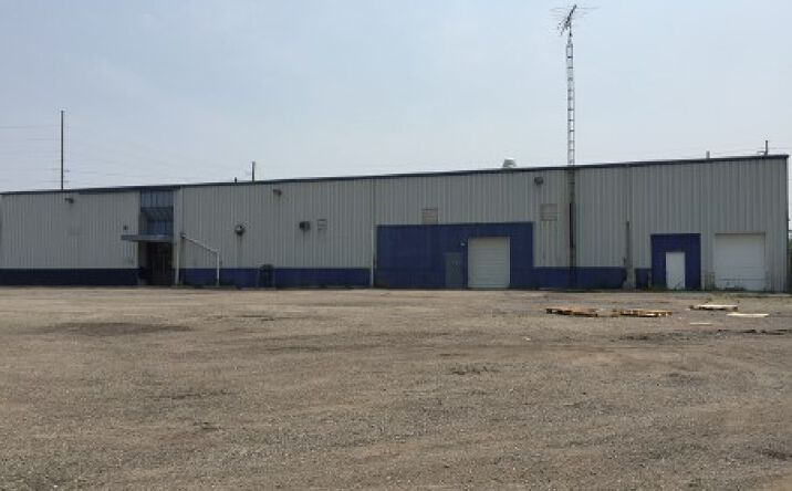 Pictures of Office, Industrial property located at 3070 S Linden Rd, Flint, MI 48507 for lease - image #1