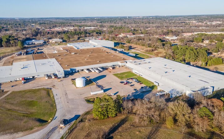Pictures of Industrial property located at 4350 W Loop 281, Longview, TX 75604 for lease - image #1