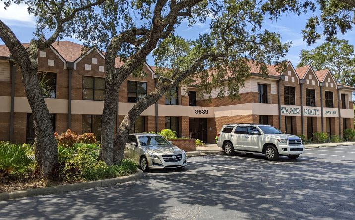 Pictures of Office property located at 3639 Cortez Rd W, Bradenton, FL 34210 for lease - image #1