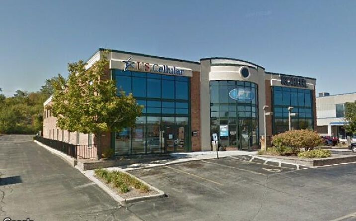 Pictures of Office property located at 2525 N Mayfair Rd, Wauwatosa, WI 53226 for lease - image #1