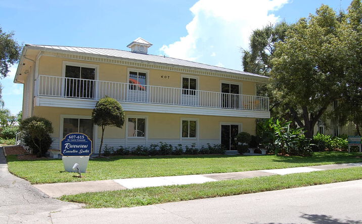 Pictures of Office property located at 615 SW St Lucie Crescent, Stuart, FL 34994 for lease - image #1