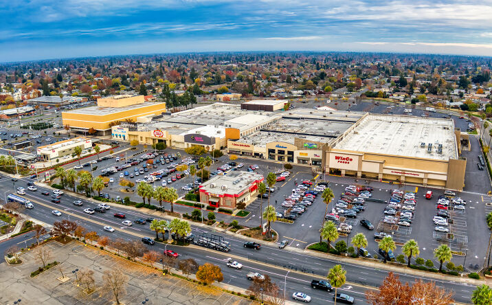 Pictures of Retail property located at 2310 Watt Ave, Sacramento, CA 95825 for lease - image #1