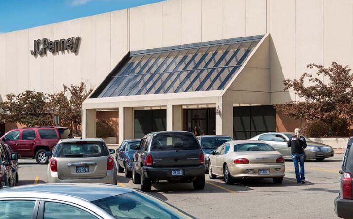 Pictures of Retail property located at 3341 S Linden Rd, Flint, MI 48507 for lease - image #1