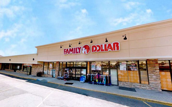 Pictures of Retail property located at 1708 Montauk Hwy, Mastic, NY 11950 for lease - image #1