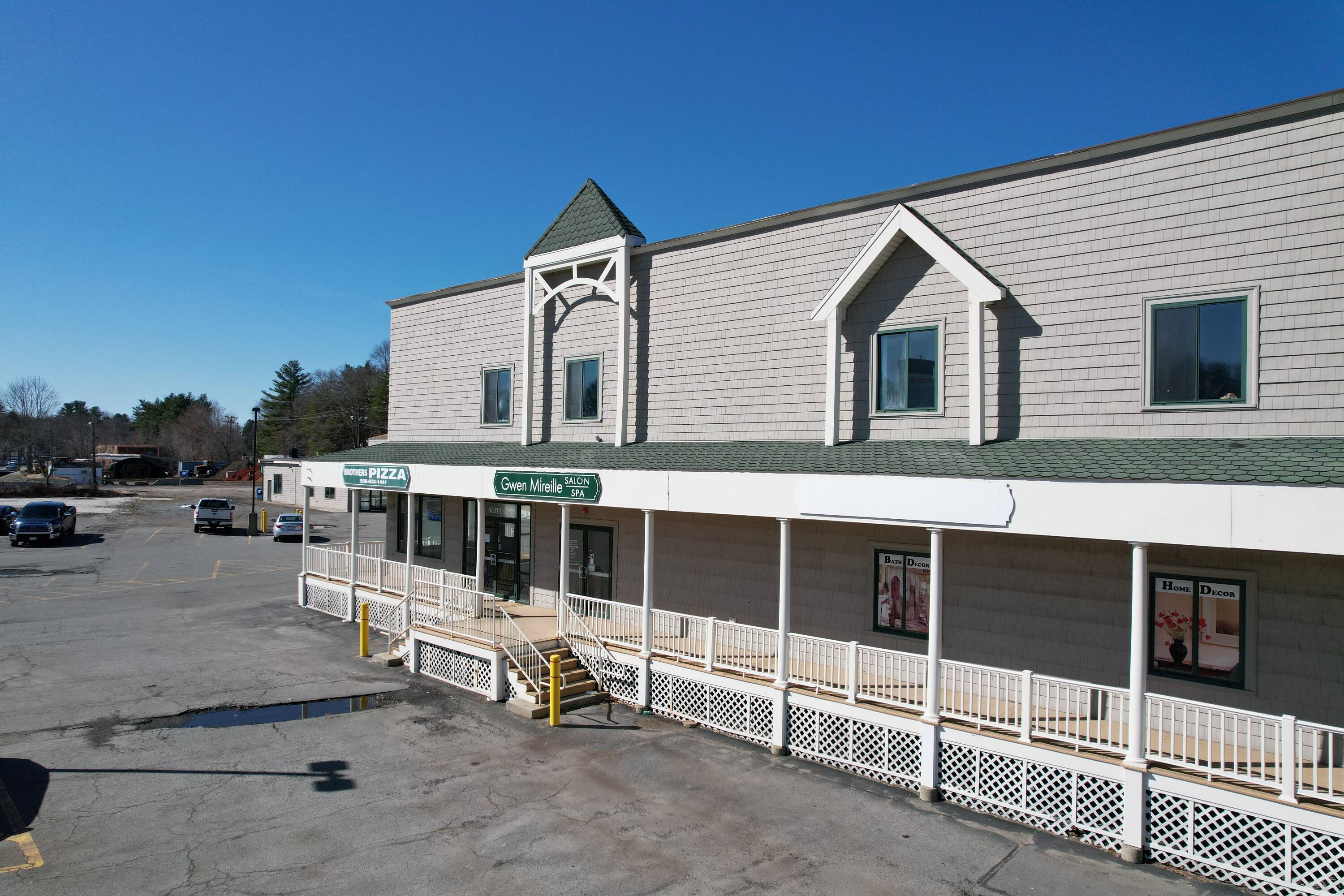 770 Broadway, Raynham, MA 02767