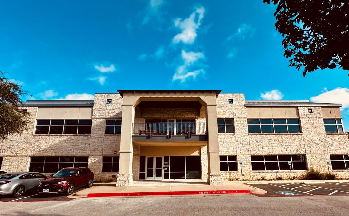 Pictures of Office property located at 11612 Bee Caves Rd, Austin, TX 78738 for lease - image #1