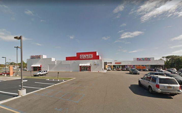 Pictures of Retail property located at 1241 Deer Pk Ave, North Babylon, NY 11703 for lease - image #1