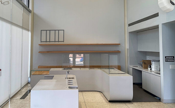 Pictures of Retail property located at 2001 Franklin St, Oakland, CA 94612 for lease - image #1
