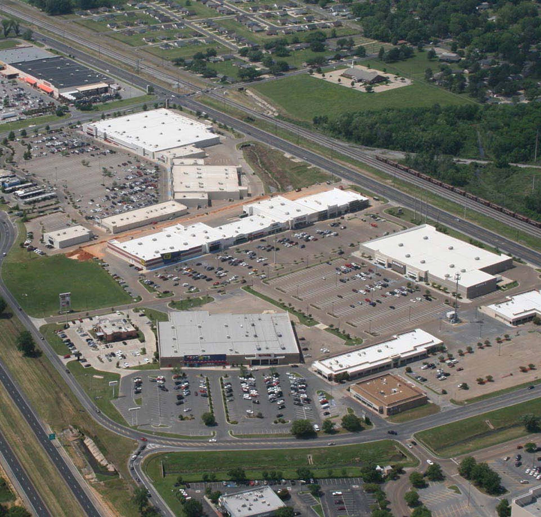 4429 Pecanland Mall Dr, Monroe, LA 71203