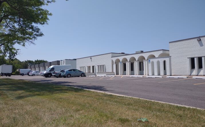 Pictures of Office, Industrial property located at 310 Melvin Dr, Northbrook, IL 60062 for lease - image #1
