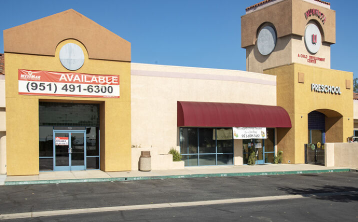 Pictures of Retail property located at 39872 Los Alamos Rd, Murrieta, CA 92562 for lease - image #1
