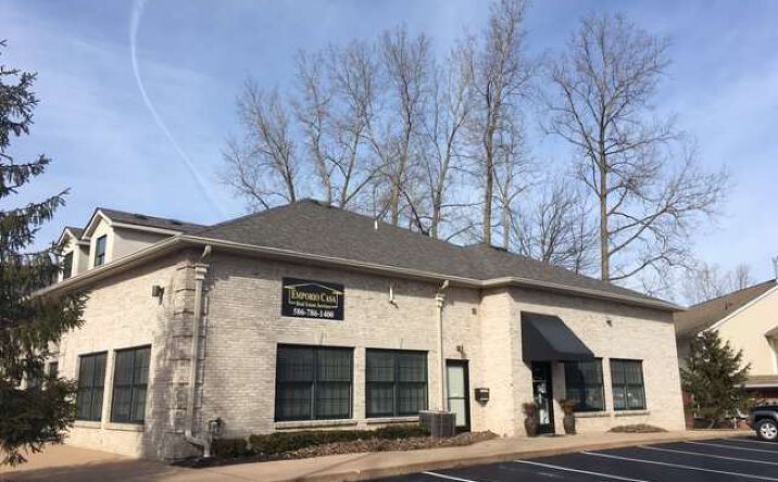 Pictures of Office property located at 8155 Annsbury Dr, Shelby Twp, MI 48316 for lease - image #1