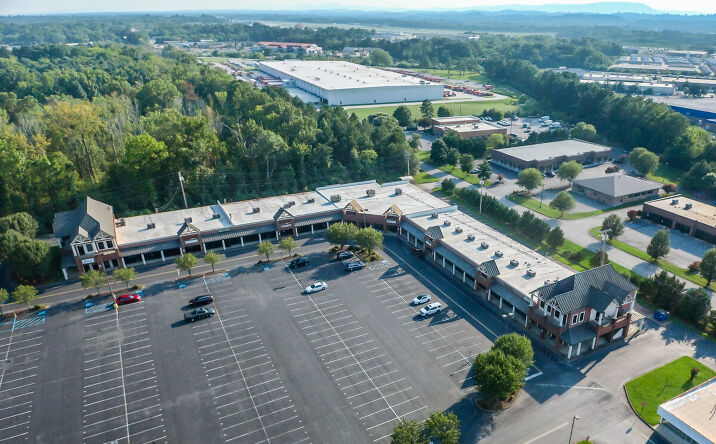 Pictures of Office property located at 6116 Shallowford Rd, Chattanooga, TN 37421 for lease - image #1