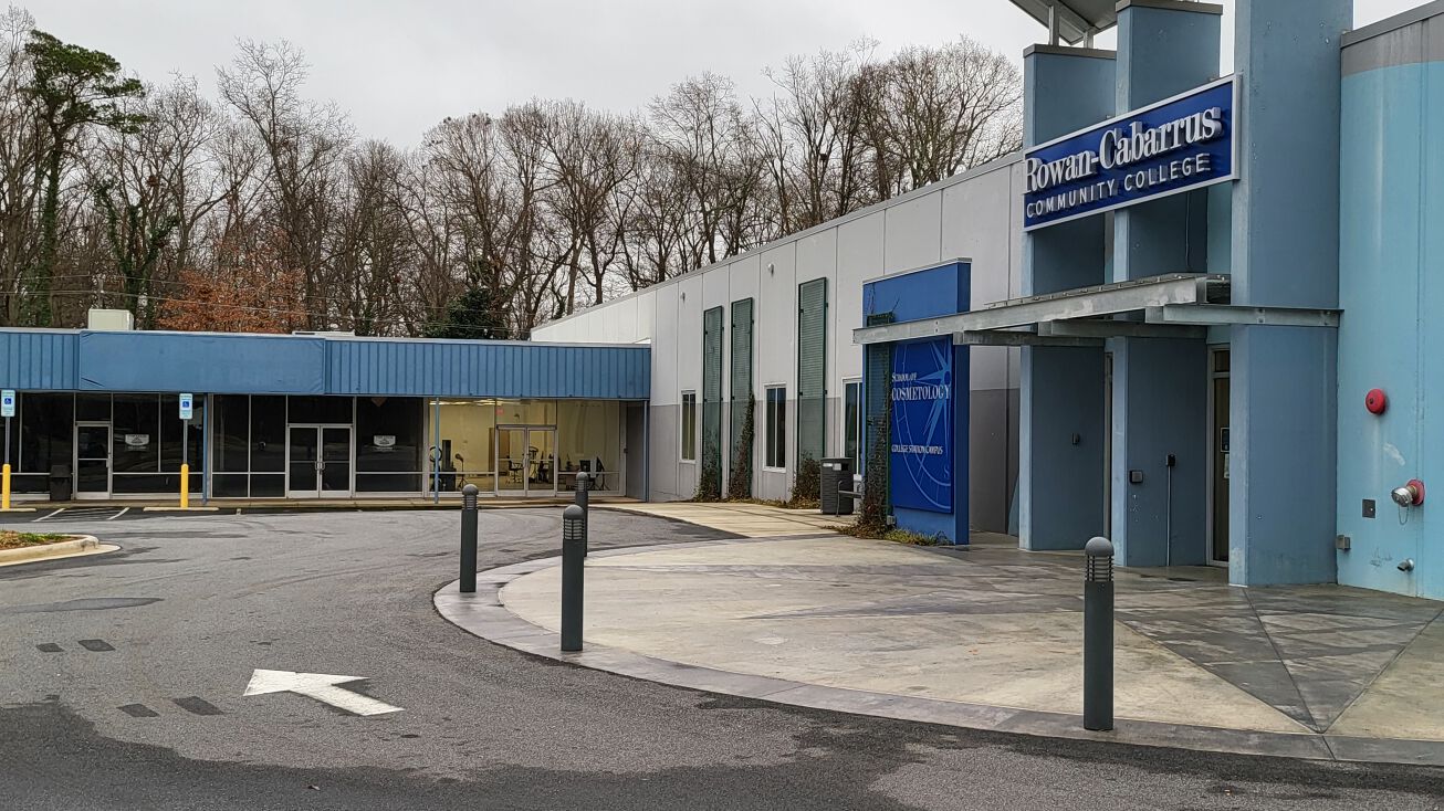 475 N Cannon Blvd, Kannapolis, NC 28083