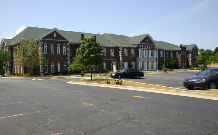 Pictures of Office property located at 1800 Nations Dr, Gurnee, IL 60031 for lease - image #1