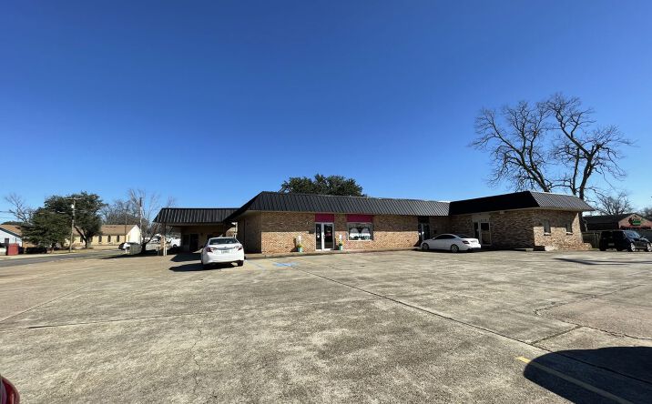 Pictures of Retail, Land property located at 1816 Benton Rd, Bossier City, LA 71111 for lease - image #1