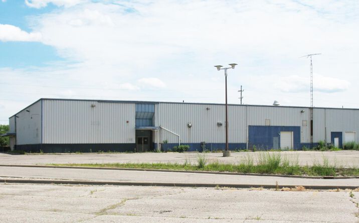 Pictures of Retail, Industrial property located at 3066 Linden Rd, Flint, MI 48507 for sales - image #1